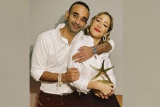 مرض والدتها منع الزفاف.. صورة توثق زواج منة شلبي من «الجنايني» مرض والدتها منع الزفاف.. صورة توثق زواج منة شلبي من «الجنايني»