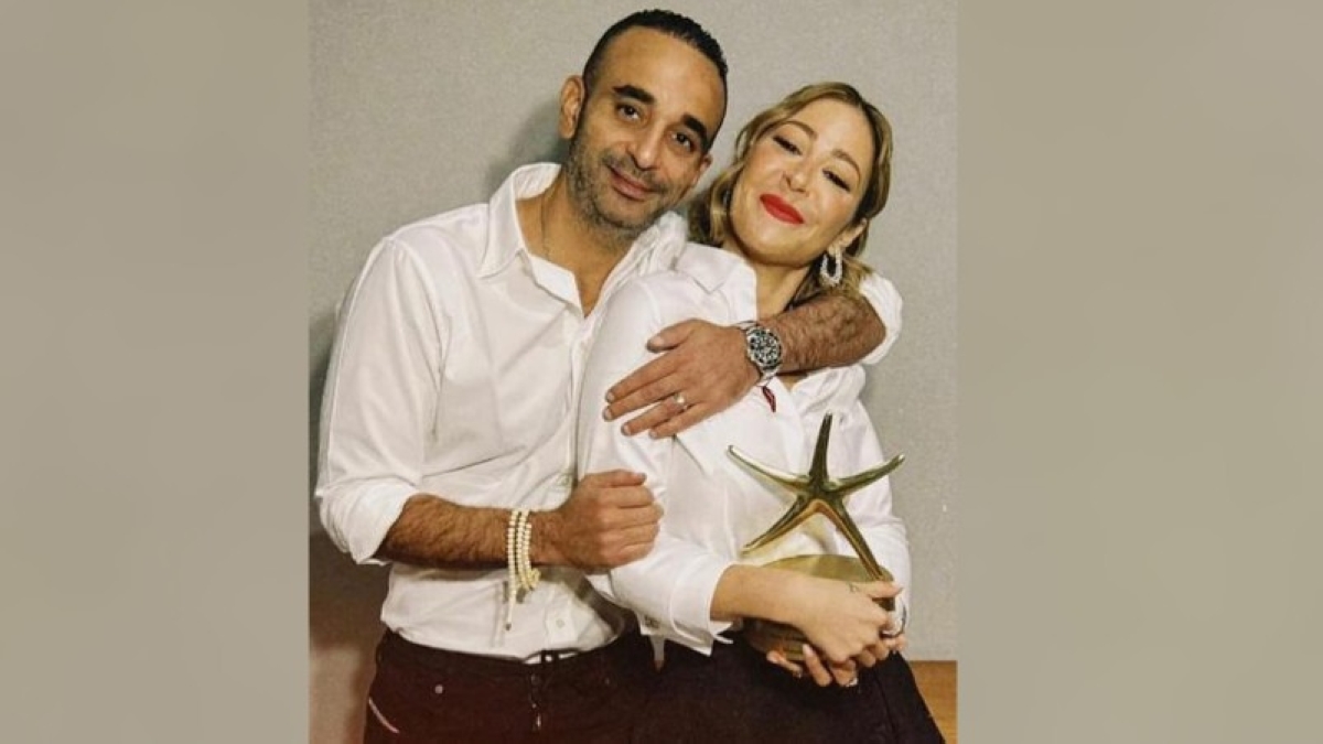 مرض والدتها منع الزفاف.. صورة توثق زواج منة شلبي من «الجنايني» مرض والدتها منع الزفاف.. صورة توثق زواج منة شلبي من «الجنايني»