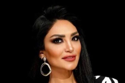 تعرضت للصعق ونجت بأعجوبة.. انفجار يغرق منزل إعلامية مصرية شهيرة