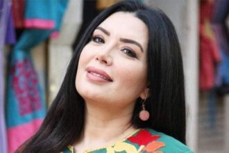 عبير صبري لـ عكاظ: حلم فني لم يكتمل دون العمل مع يوسف شاهين.. وهذه رسالتي لـ«يسرا» عبير صبري لـ عكاظ: حلم فني لم يكتمل دون العمل مع يوسف شاهين.. وهذه رسالتي لـ«يسرا»