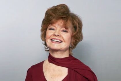 شاهدت مسلسلها «فولتي تاورز» ورحلت.. وفاة برونيلا سكيلز بعد معاناة مع الزهايمر