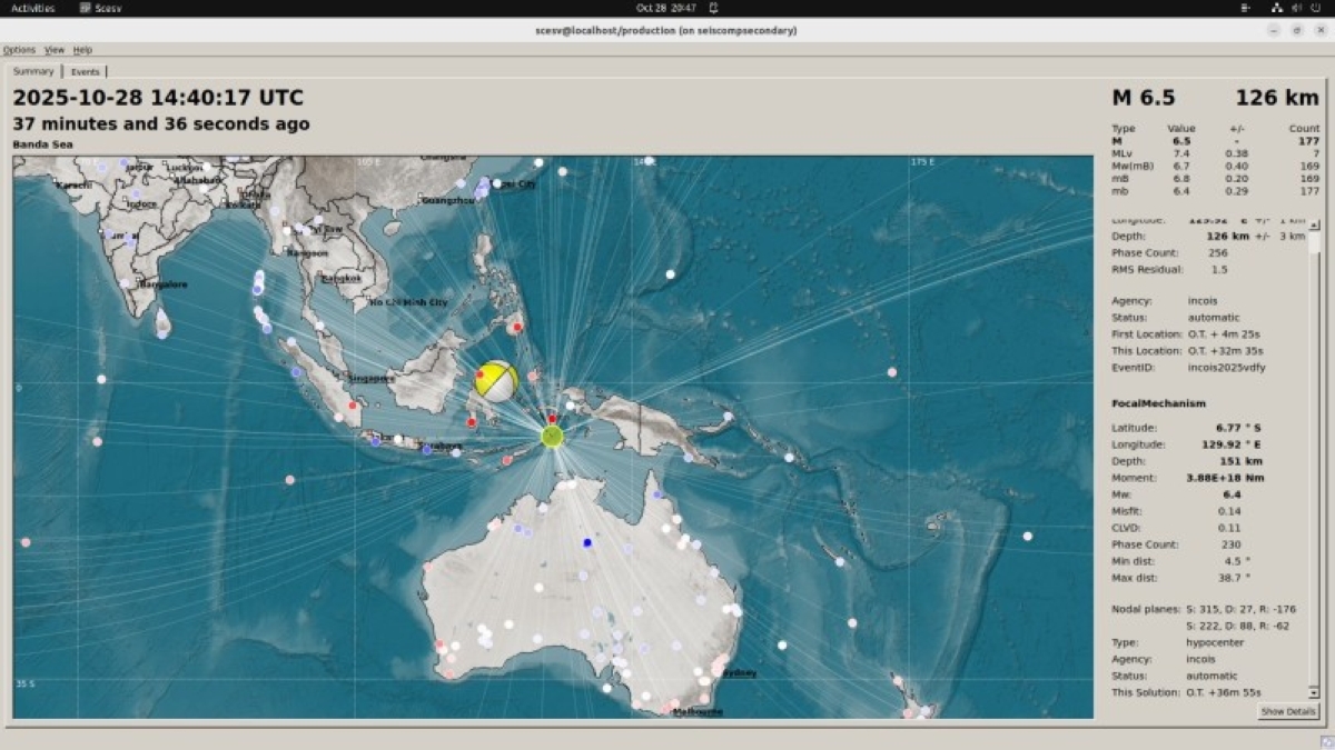صدمة تحت المحيط.. زلزال عنيف يضرب بحر باندا ويثير مخاوف الجزر المجاورة صدمة تحت المحيط.. زلزال عنيف يضرب بحر باندا ويثير مخاوف الجزر المجاورة