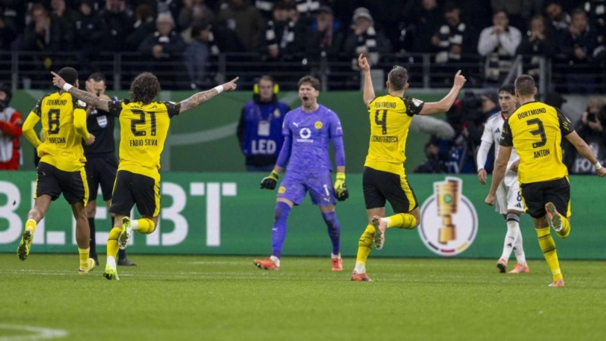 كأس ألمانيا.. دراما في فرانكفورت ومفاجأة في فولفسبورغ كأس ألمانيا.. دراما في فرانكفورت ومفاجأة في فولفسبورغ