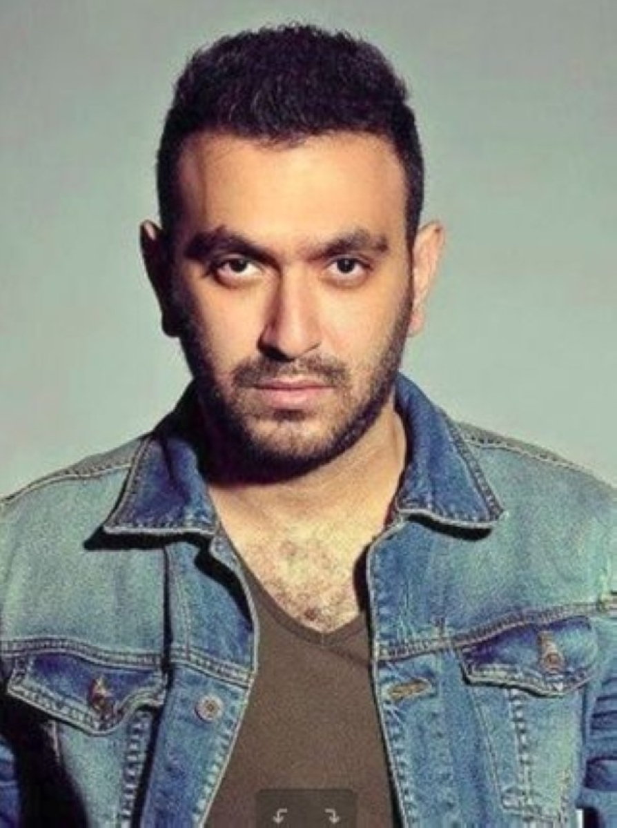 قدم بلاغاً رسمياً.. كريم محسن: مريض ينتحل شخصيتي قدم بلاغاً رسمياً.. كريم محسن: مريض ينتحل شخصيتي