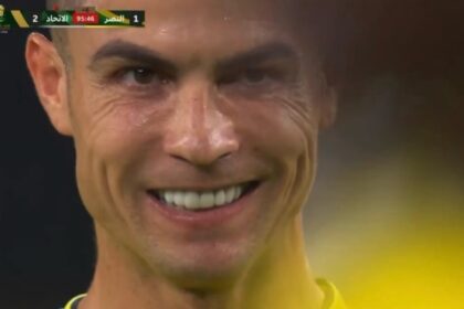 ما الذي قاله رونالدو لنفسه قبل تسديد الركلة الحرة؟