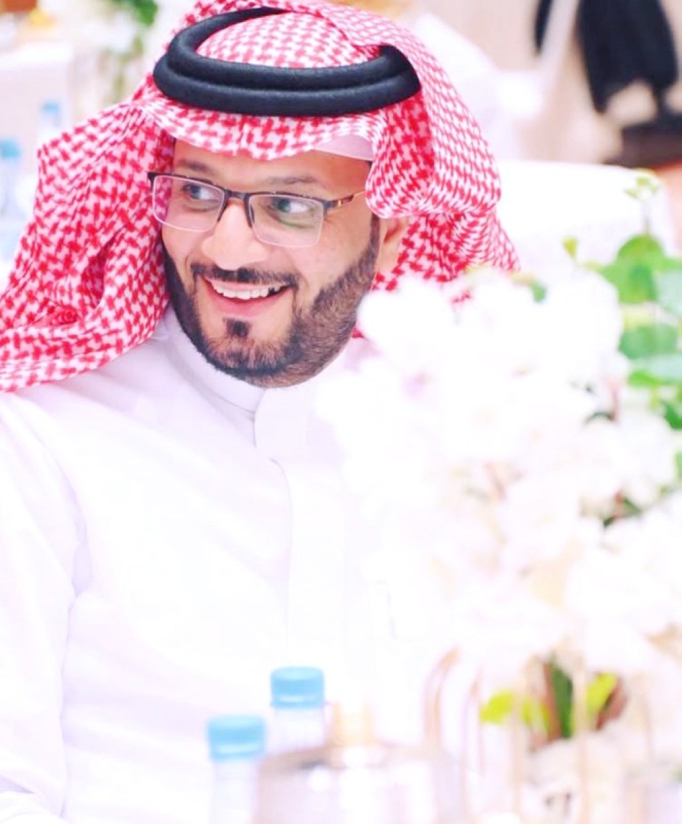 وترجّل الفارس عن صهوة التعليم.. صالح شبرق مسيرة المعرفة والإبداع وترجّل الفارس عن صهوة التعليم.. صالح شبرق مسيرة المعرفة والإبداع