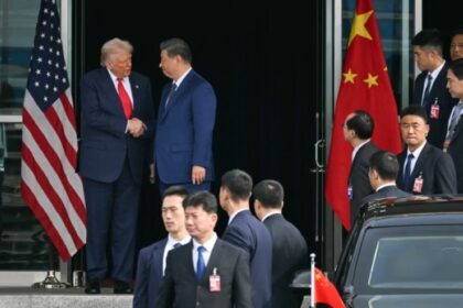 12 من 10.. ترمب يصف لقاءه بشي بـ«الرائع» ويعلن زيارة للصين في أبريل