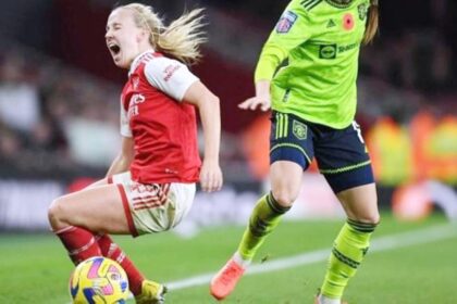 جرس إنذار لـ«اللاعبات»