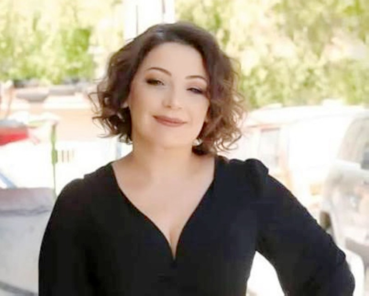 كتابُكَ والمسافة... كتابُكَ والمسافة...