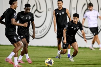 الغواسيل يستبعد حدوث مفاجأة أمام الهلال