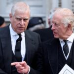 «فضيحة إبستين» تنتهي بصفعة.. الملك تشارلز يجرد شقيقه من ألقابه وقصره «فضيحة إبستين» تنتهي بصفعة.. الملك تشارلز يجرد شقيقه من ألقابه وقصره