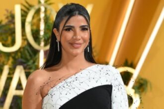 نجل ريم سامي يتعرض لإصابة خطيرة في الرأس إثر سقوط مؤلم