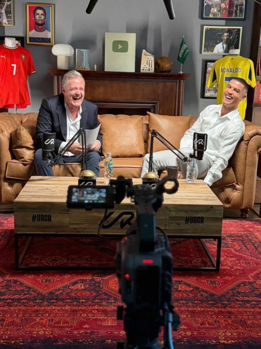 «كرستيانو» يتباهى بعلم السعودية.. عالمياً «كرستيانو» يتباهى بعلم السعودية.. عالمياً