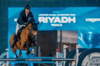 بعشر من الثانية.. «سكوت براش» يخطف الجائزة الكبرى لدوري أبطال قفز الحواجز بعشر من الثانية.. «سكوت براش» يخطف الجائزة الكبرى لدوري أبطال قفز الحواجز