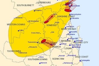 إعصار مُدمر يقترب.. تحذيرات من رياح عاتية في أستراليا إعصار مُدمر يقترب.. تحذيرات من رياح عاتية في أستراليا