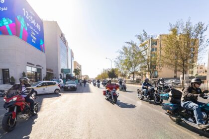 زين تستضيف انطلاقة مسيرة “سيدات هارلي” لدعم مصابات السرطان من غزة