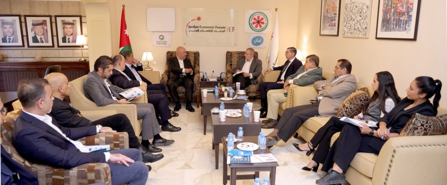 المنتدى الاقتصادي الأردني يناقش الأثر الاقتصادي والاجتماعي لبرامج صندوق الطاقة المتجددة المنتدى الاقتصادي الأردني يناقش الأثر الاقتصادي والاجتماعي لبرامج صندوق الطاقة المتجددة
