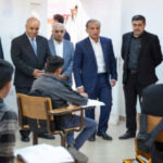 رئيس الوزراء يزور مدرسة الشوبك الزراعية ضمن جولة ميدانية تفقدية