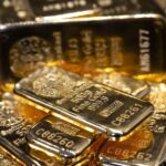 سعر الذهب يسجل رقما قياسيا جديدا