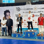 طالب أردني يفوز بالميدالية الذهبية ببطولة دولية للمصارعة