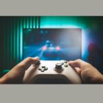 مختصون: الألعاب الإلكترونية بين الترفية والمخاطر