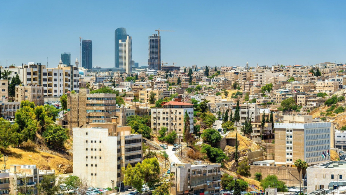 طقس لطيف اليوم وارتفاع طفيف الخميس والجمعة طقس لطيف اليوم وارتفاع طفيف الخميس والجمعة