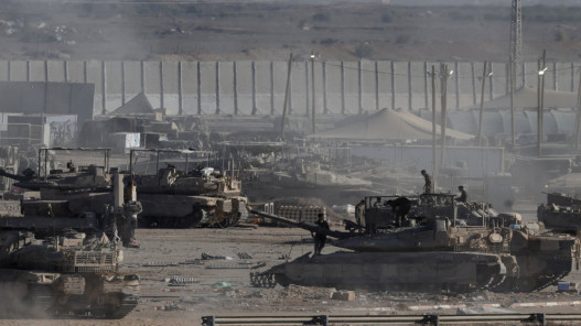 حماس: لا علم لنا بأي أحداث أو اشتباكات تجري في منطقة رفح حماس: لا علم لنا بأي أحداث أو اشتباكات تجري في منطقة رفح