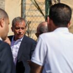 رئيس الوزراء يشدّد على ضرورة إعادة وضع الأزرق على الخارطة السياحيَّة