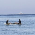 الاحتلال يعتقل 3 صيادين في بحر غزة​ 