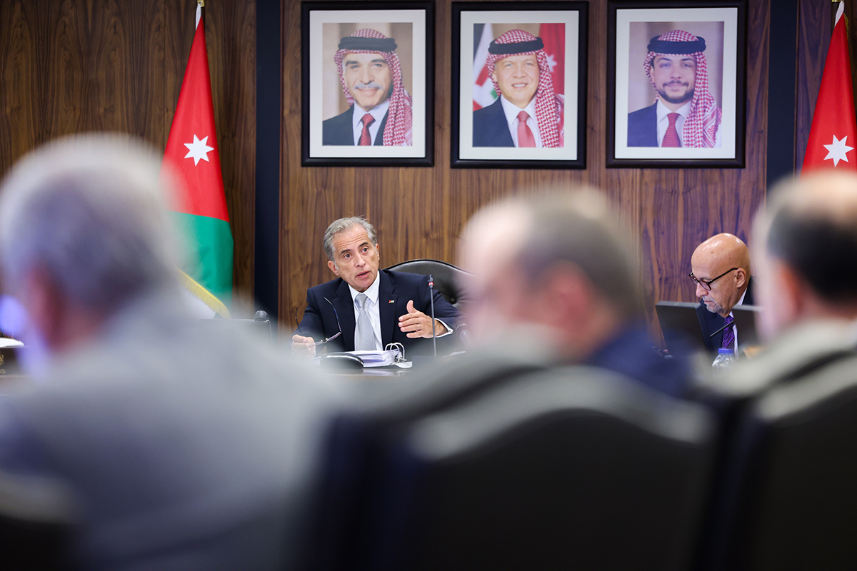 مصدر مسؤول: ما يتم تداوله حول أن حكومة الدكتور جعفر حسان هي الأكثر اقتراضاً هو غير دقيق مصدر مسؤول: ما يتم تداوله حول أن حكومة الدكتور جعفر حسان هي الأكثر اقتراضاً هو غير دقيق