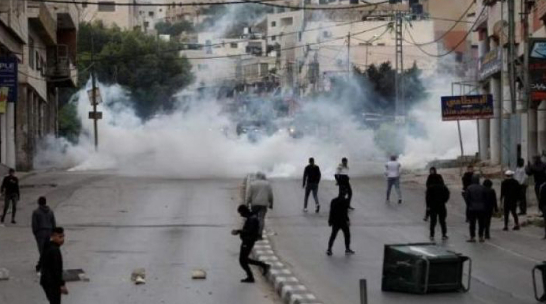 شهيدان في نابلس والاحتلال يواصل انتهاكاته واعتقالاته بالقدس والضفة​ 