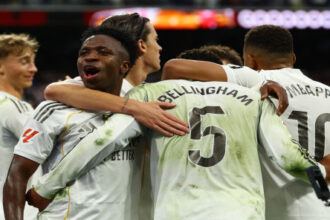 ريال مدريد يفوز على برشلونة 2-1 ريال مدريد يفوز على برشلونة 2-1