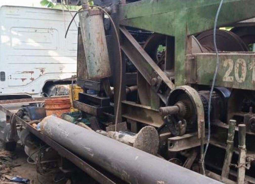 المياه: ضبط حفارة مخالفة داخل مزرعة تعود لشقيق نائب سابق برفقة مسلحين المياه: ضبط حفارة مخالفة داخل مزرعة تعود لشقيق نائب سابق برفقة مسلحين