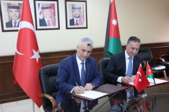 الأردن وتركيا تتفقان على آليات لتعزيز الشراكة الاقتصادية الأردن وتركيا تتفقان على آليات لتعزيز الشراكة الاقتصادية