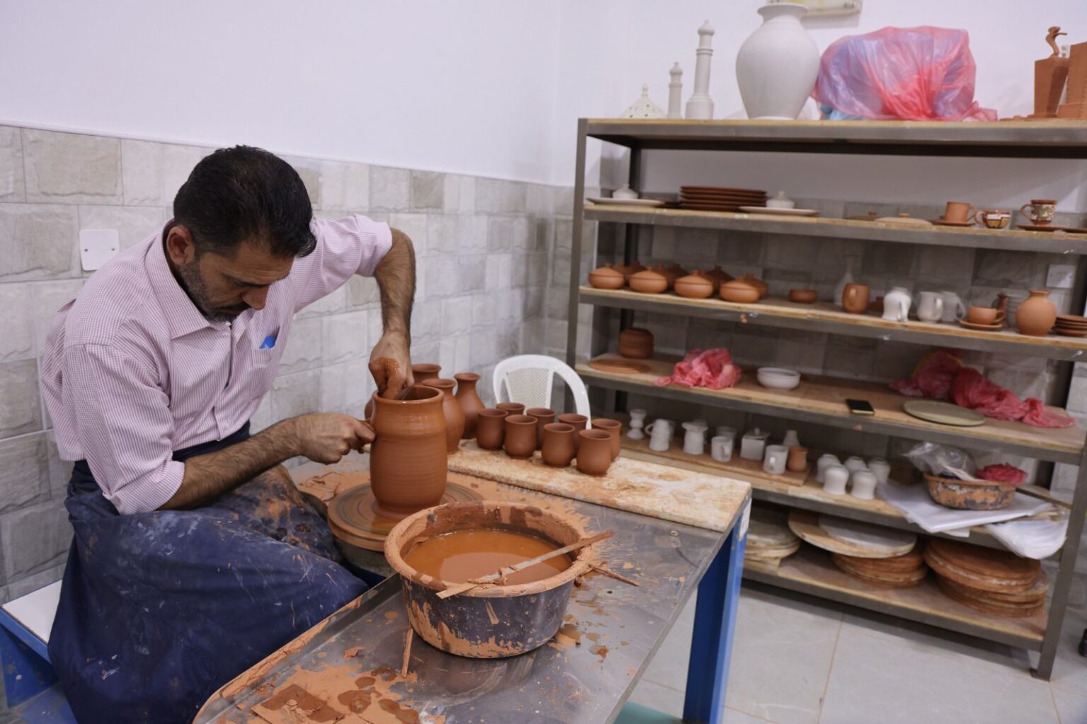 الأواني الفخارية القديمة ذاكرة البيوت العجلونية الأواني الفخارية القديمة ذاكرة البيوت العجلونية