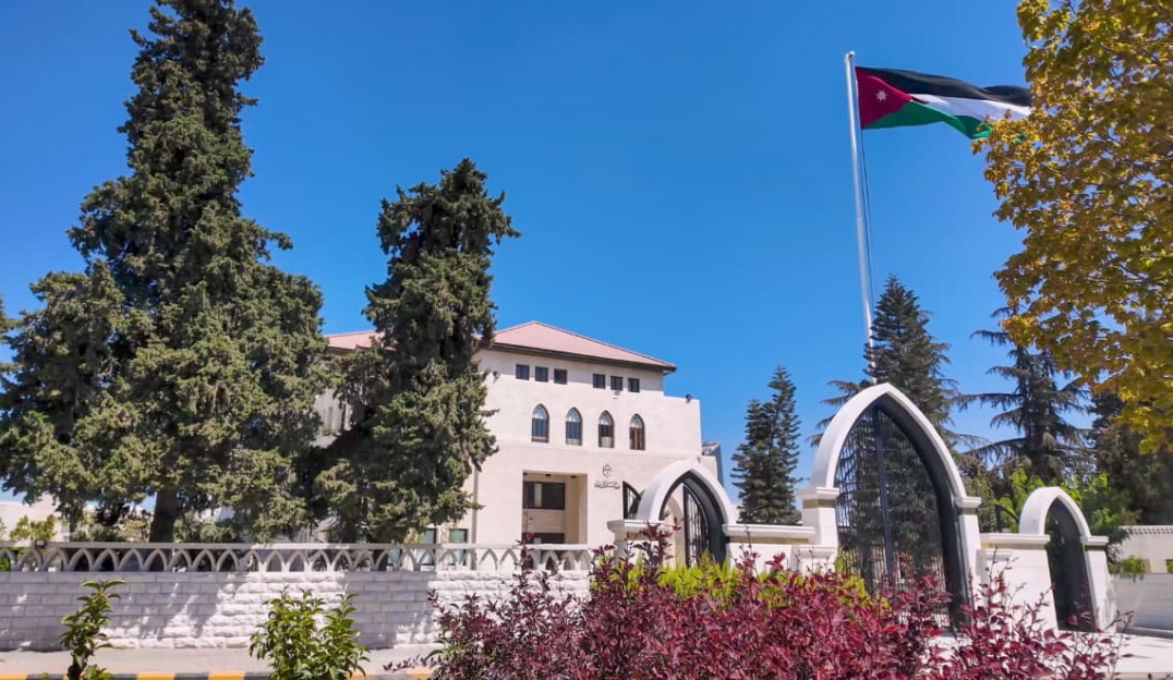 مجلس الوزراء يعقد جلسته الثانية عشرة في المحافظات بمحافظة العاصمة اليوم مجلس الوزراء يعقد جلسته الثانية عشرة في المحافظات بمحافظة العاصمة اليوم