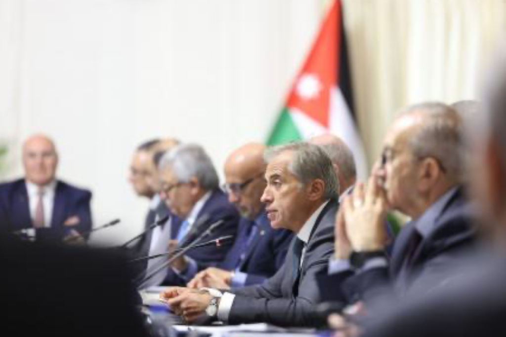 رئيس الوزراء: مصلحة وطننا ومواطنينا قبل كلِّ شيء رئيس الوزراء: مصلحة وطننا ومواطنينا قبل كلِّ شيء