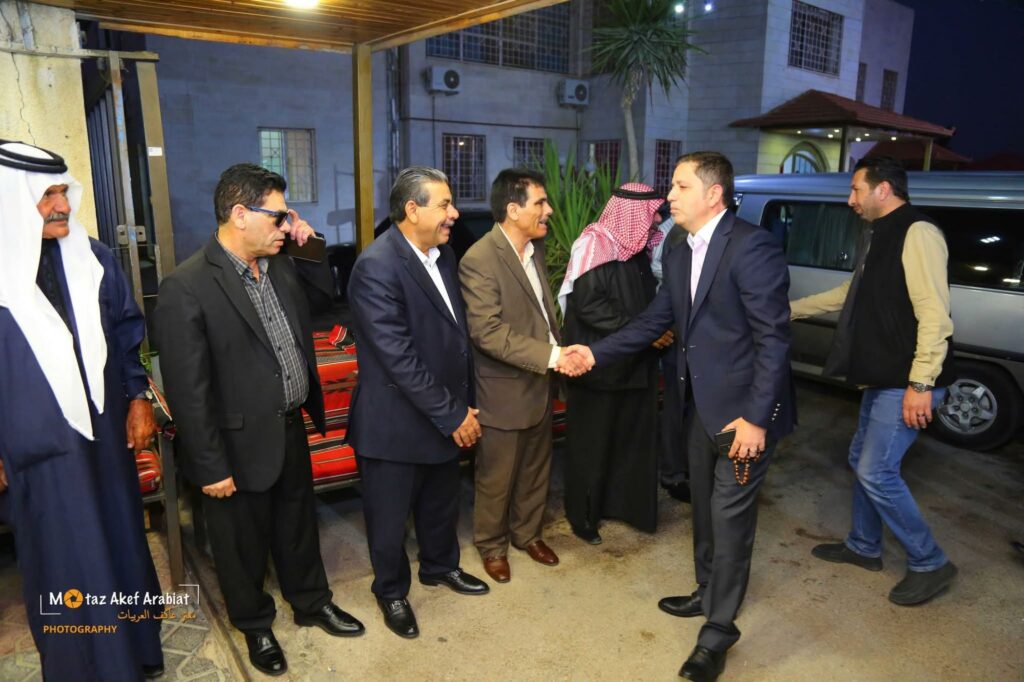عشاء بمناسبة زفاف الأستاذ المحامي ماجد فواز البقور 🎉 عشاء بمناسبة زفاف الأستاذ المحامي ماجد فواز البقور 🎉