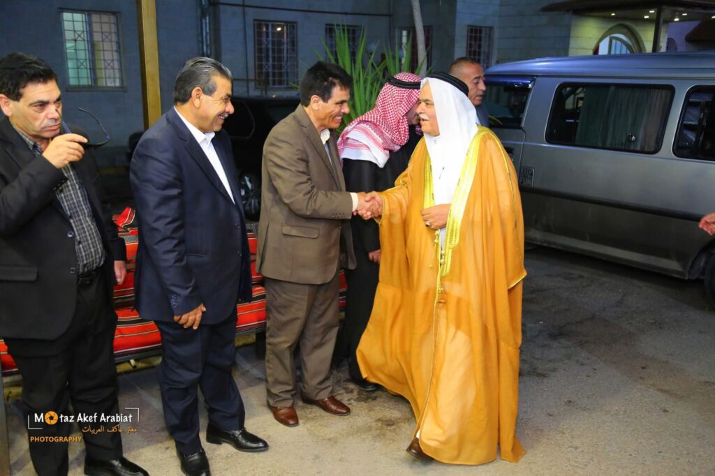 عشاء بمناسبة زفاف الأستاذ المحامي ماجد فواز البقور 🎉 عشاء بمناسبة زفاف الأستاذ المحامي ماجد فواز البقور 🎉
