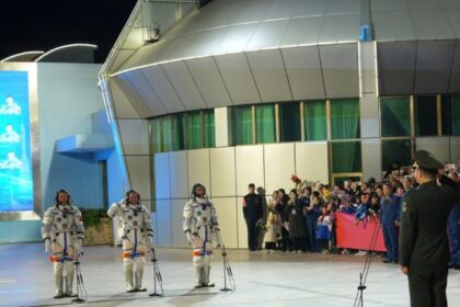 الصين تطلق السفينة المأهولة «شنتشو-21» إلى الفضاء