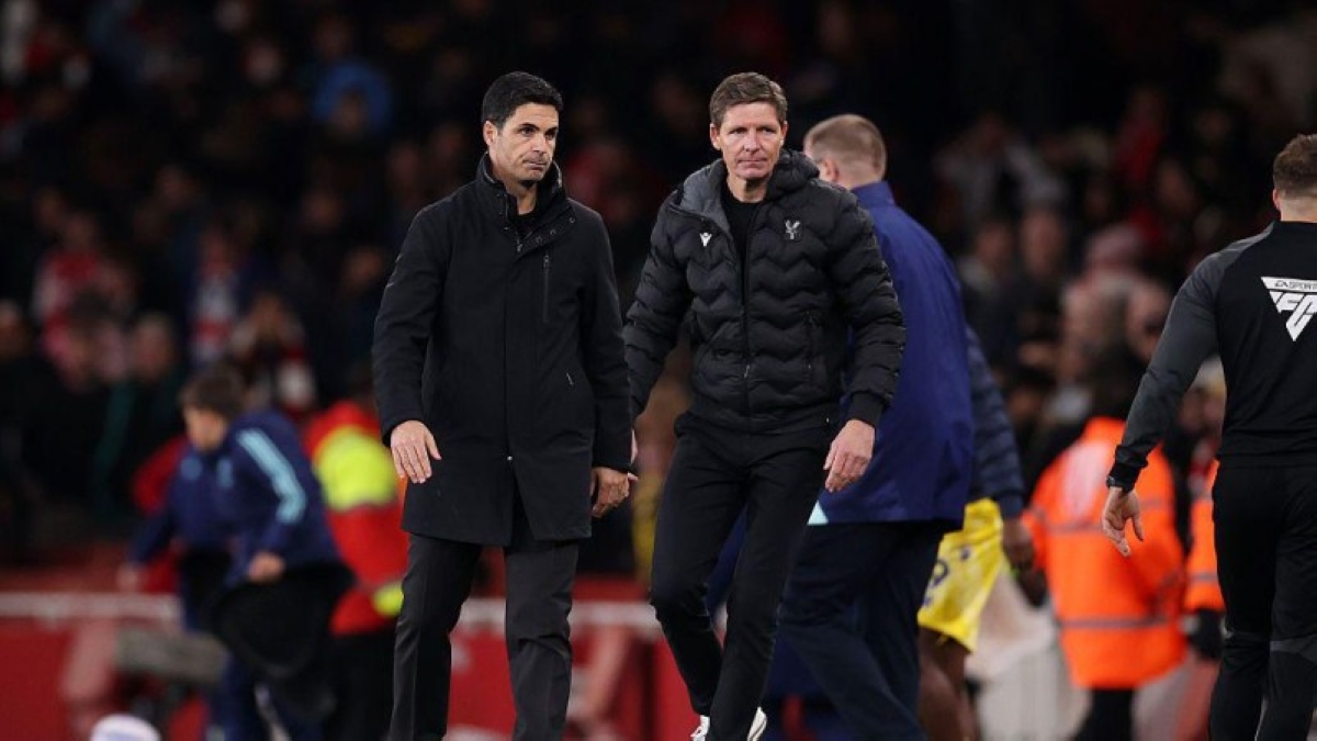 «أزمة مواعيد».. بين آرسنال وكريستال بالاس «أزمة مواعيد».. بين آرسنال وكريستال بالاس