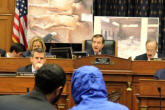 واشنطن تتجه إلى إلغاء عقوبات قانون «قيصر» عن سورية