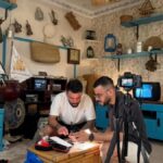 بيدرو يبدع خلف الكاميرا.. نجم الخليج يحتفي بـ «80 عاماً» من المجد