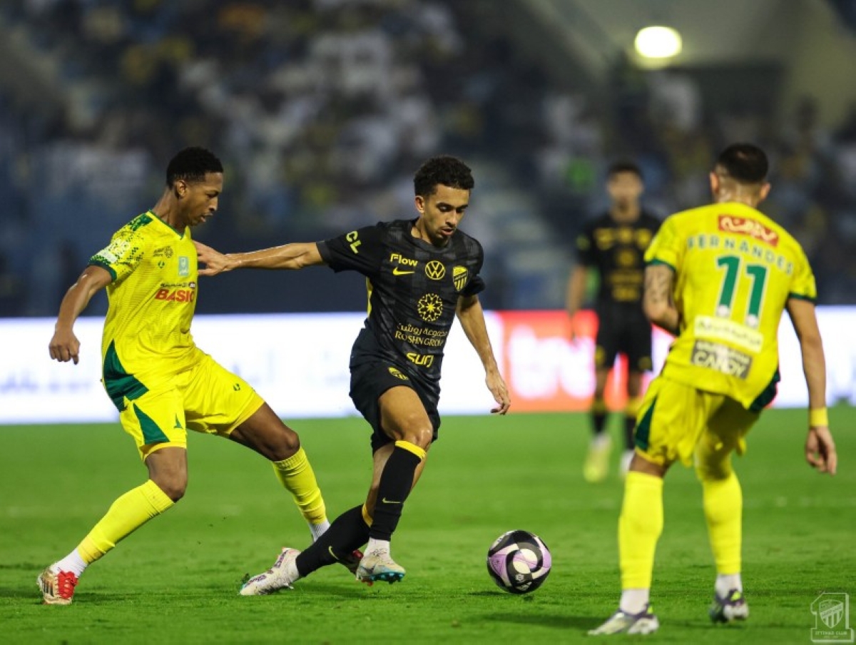 ريمونتادا بـ 10 لاعبين .. تحفظ هيبة العميد