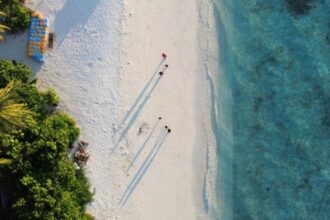 «مواليد 2007» ممنوعون من التدخين في المالديف