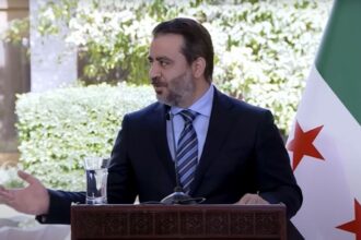 وزير خارجية سورية: مشاورات للانضمام إلى التحالف ضد «داعش»