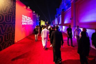 40 عملاً سينمائياً وتلفزيونياً في سوق مشاريع «البحر الأحمر»