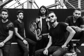 فرقة كايروكي تعلن توقفاً مؤقتاً لحفلاتها الأوروبية.. لهذا السبب!