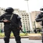 «بلطجة وجحيم يومي».. مصرية تستغيث لإنقاذ والدتها وشقيقتها