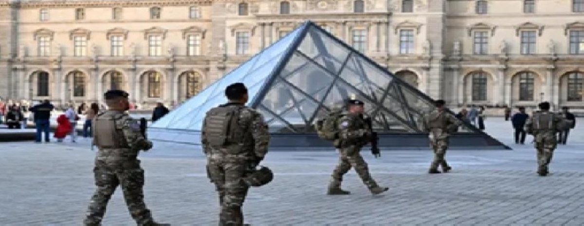 مفاجأة باريس: سارقو «اللوفر» ليسوا محترفين بل مراهقين فقراء